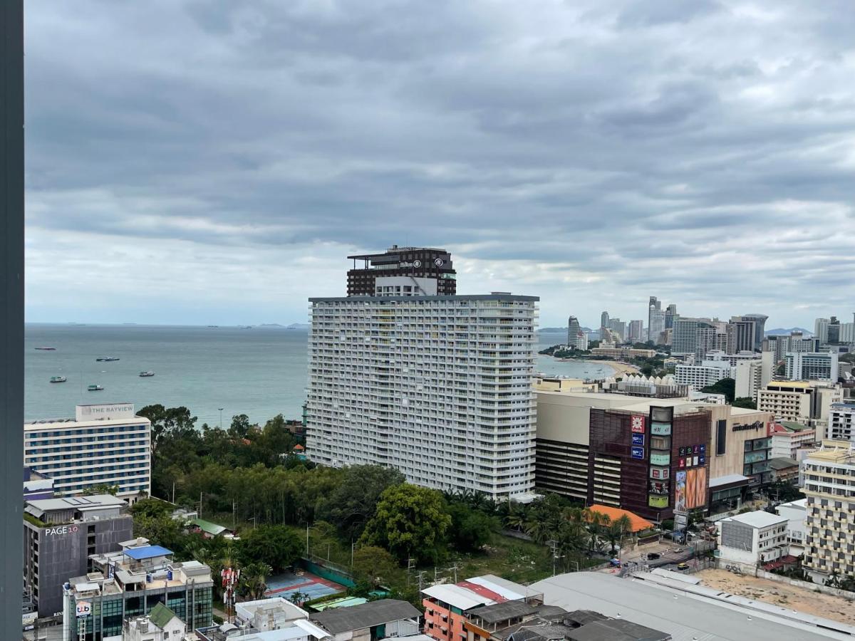 The Base Deluxe Kingsize Pattaya Exterior foto