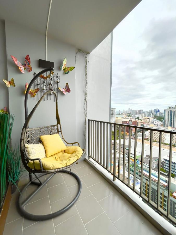 The Base Deluxe Kingsize Pattaya Exterior foto