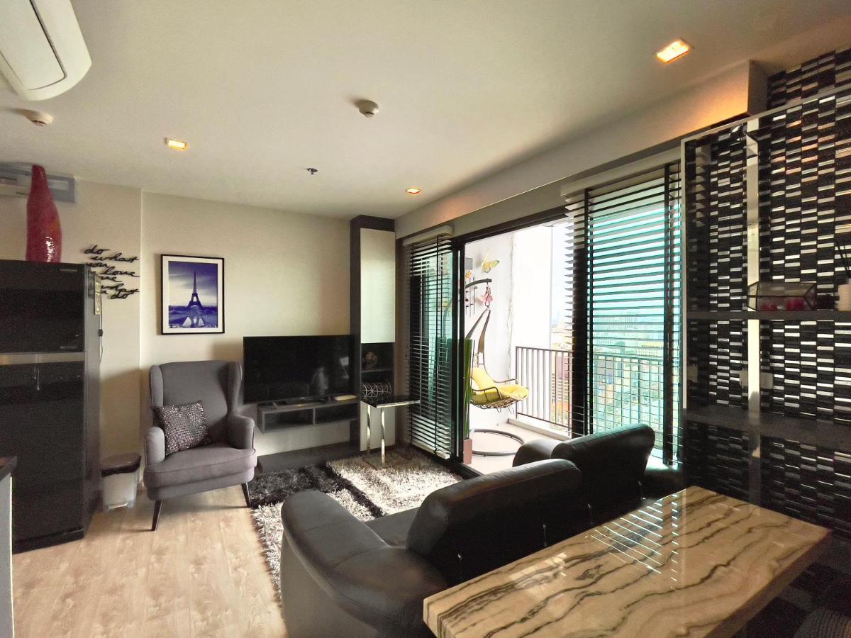 The Base Deluxe Kingsize Pattaya Exterior foto